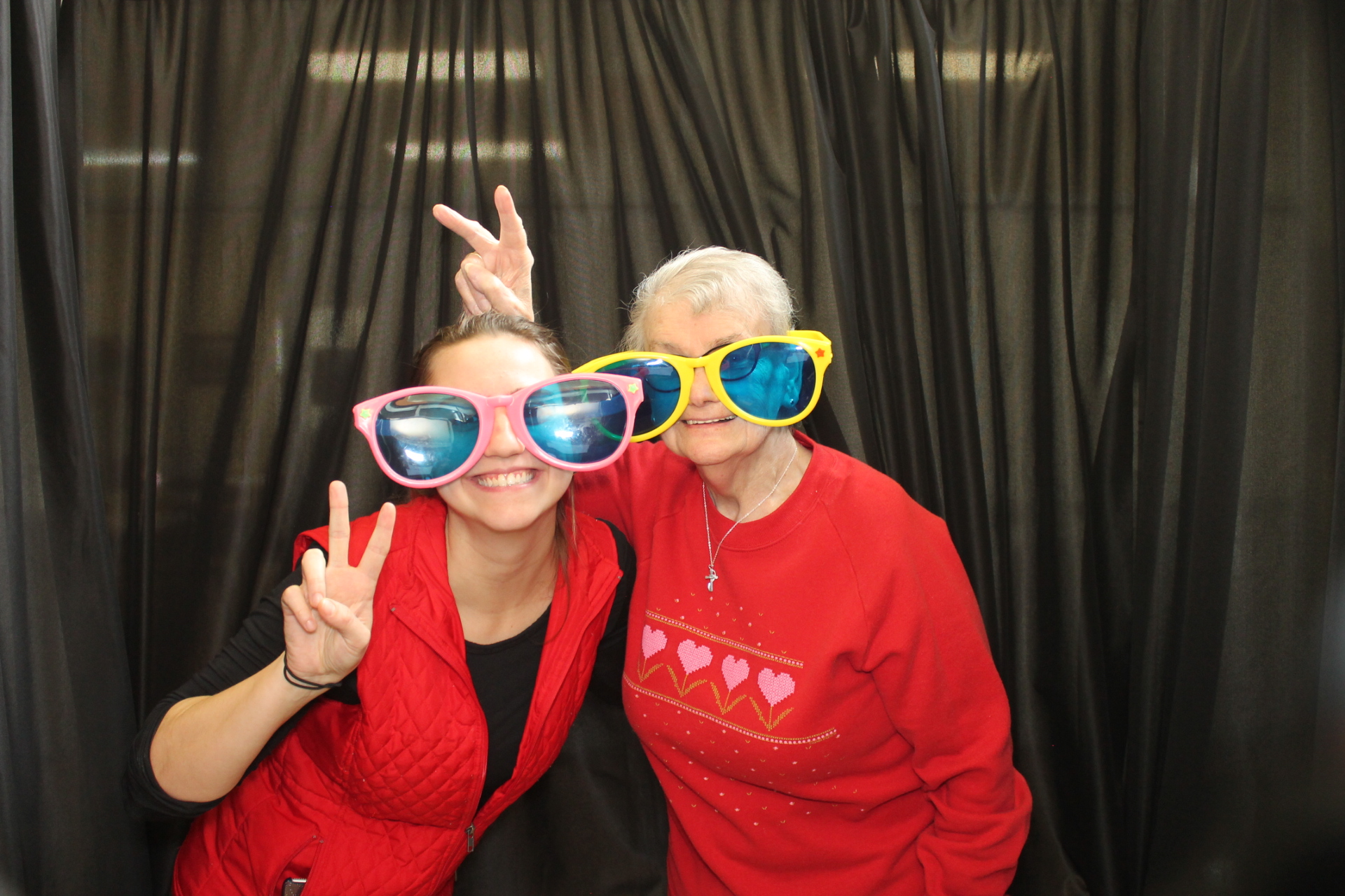 Central Connections Valentines Day | View more photos from the event at gallery.photoboothcincy.com/u/PhotoBoothCincy/Central-Connections-Valentines-Day